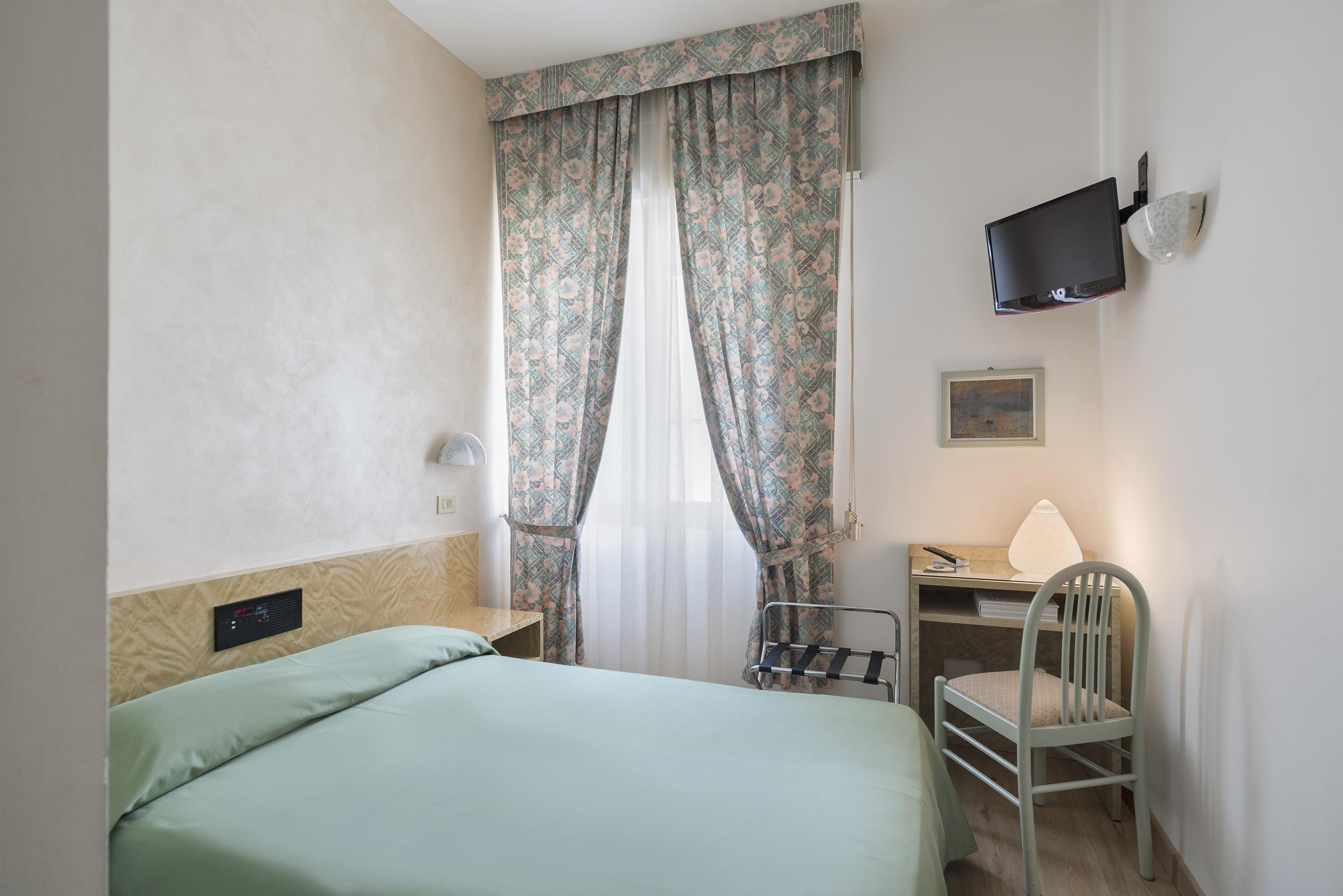 Hotel Garibaldi Mestre Esterno foto