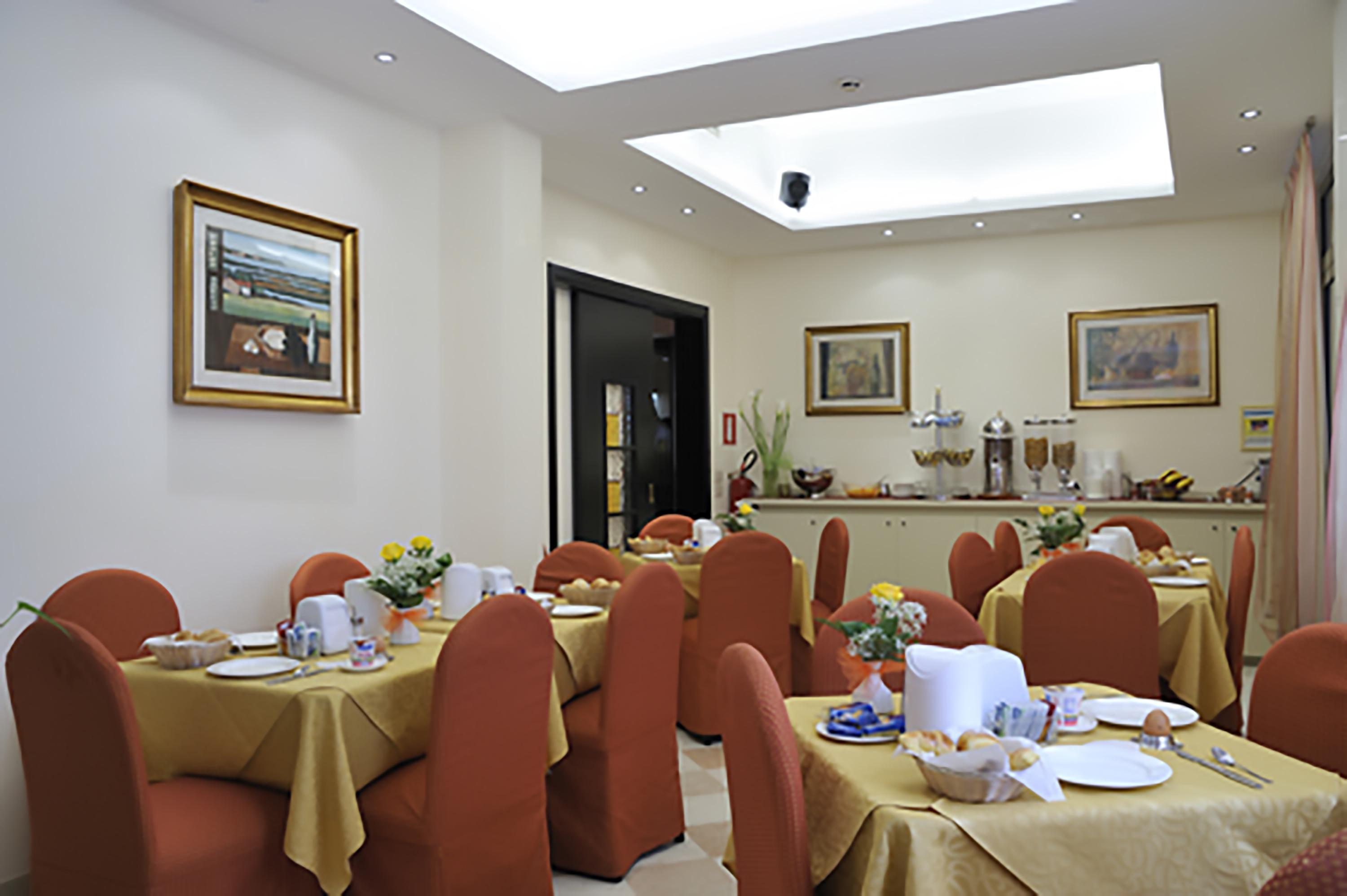 Hotel Garibaldi Mestre Esterno foto